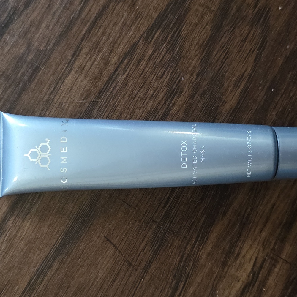 COSMEDIX Detox Charcoal Mask